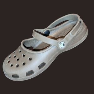 Crocs Karin Colorado Brown Mary Jane Slip On Flats Size 6